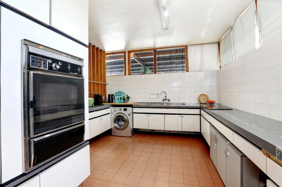 5 Bedroom Property for Sale in Welgemoed Western Cape